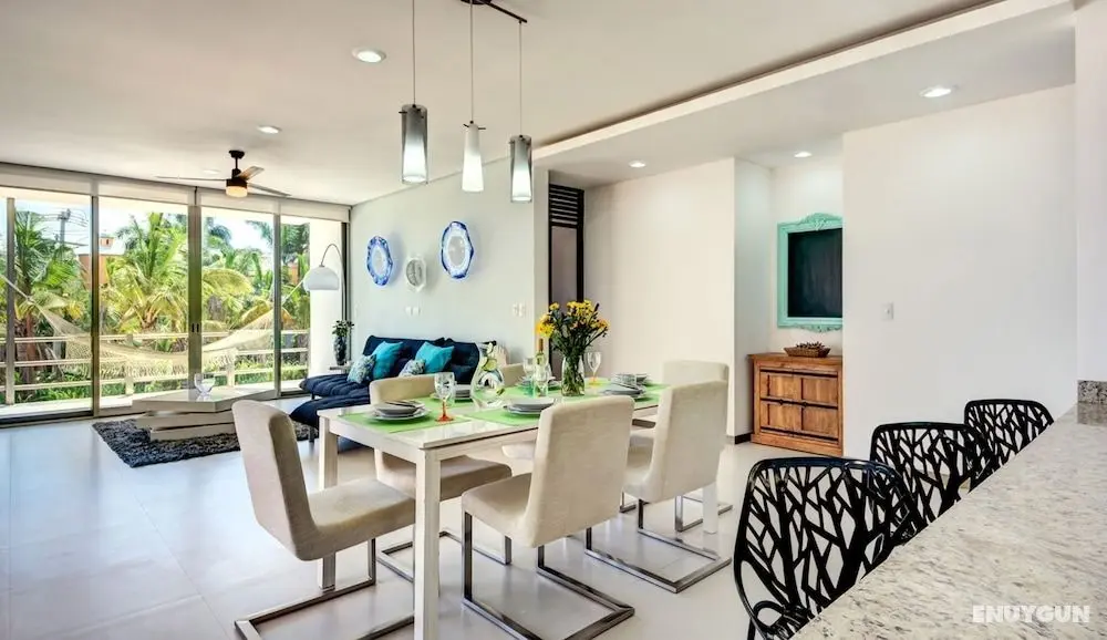 Acacia Condos - Öne Çıkan Resim