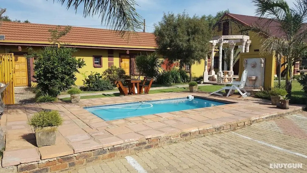 Acre of Africa Guest Venue - Havuz