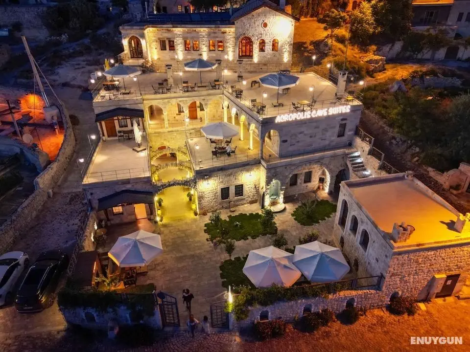 Acropolis Cave Suite - Öne Çıkan Resim