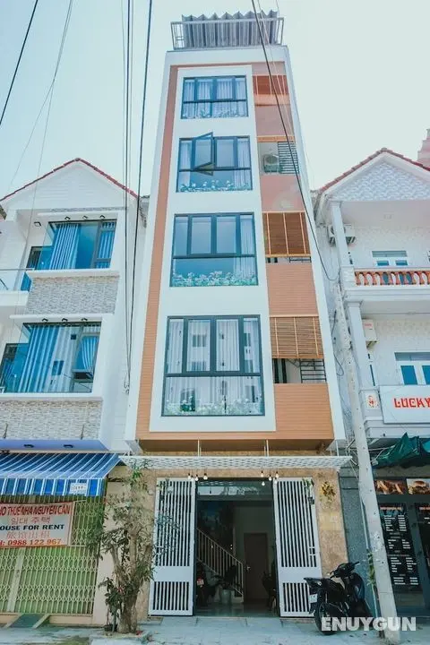 Adam's House - Öne Çıkan Resim