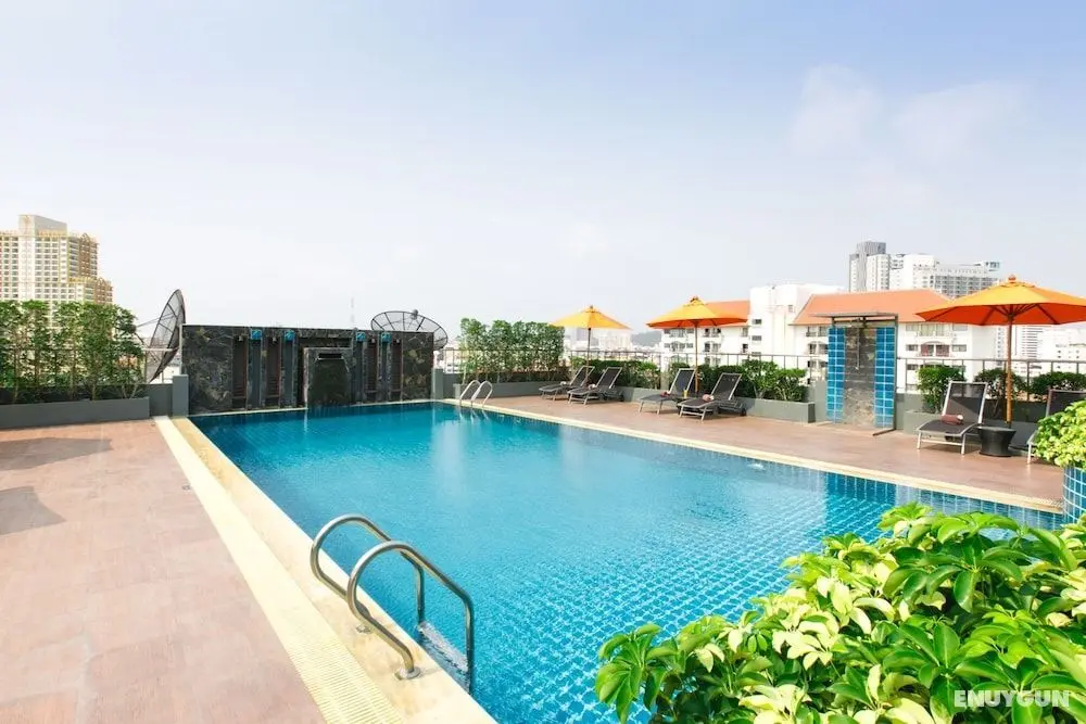 Adelphi Pattaya - Öne Çıkan Resim