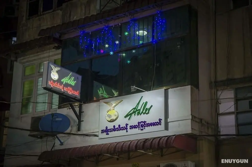Adler Lady Guesthouse - Women Only - Dış Mekan