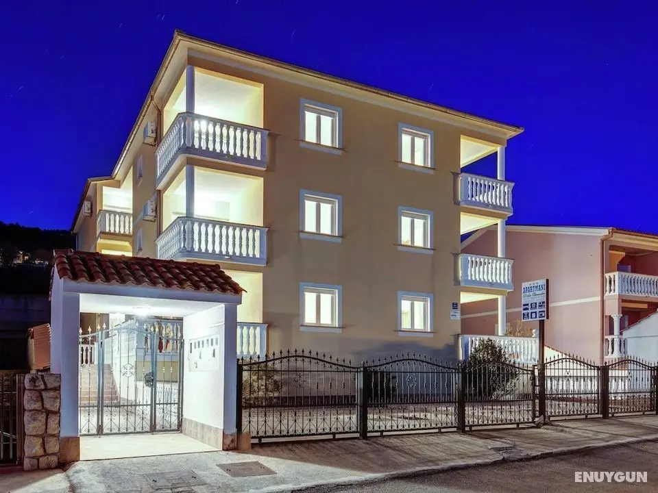 Adorable Apartment With Pool, Hot Tub & Terrace With Sea View - Öne Çıkan Resim