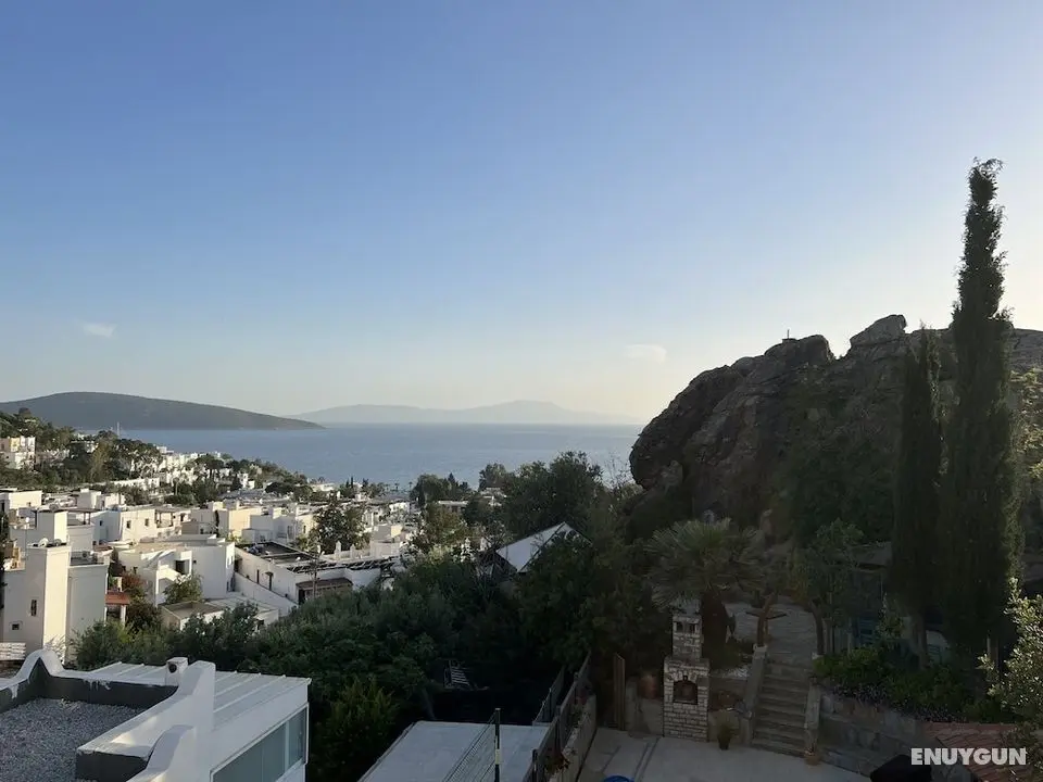 Aegean Gate - Oda