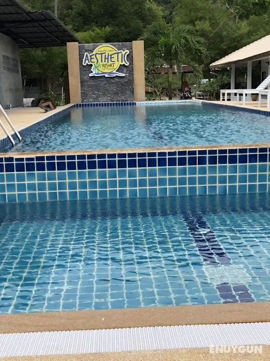 Aesthetic Resort - Öne Çıkan Resim