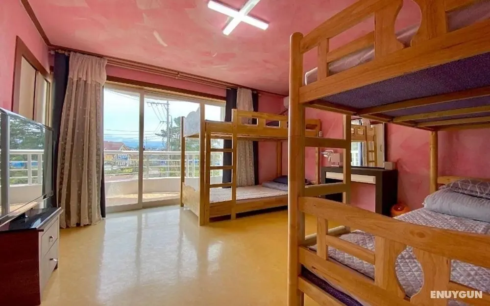 Aewol Badatgaap Guest House - Oda