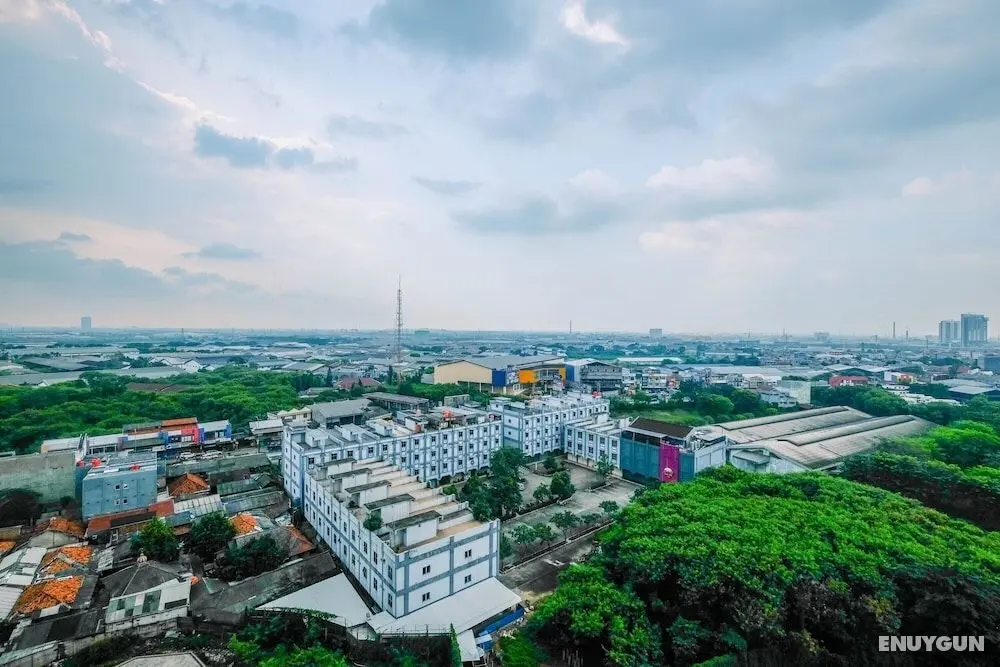 Affordable Price Studio Apartment at The Oasis Cikarang - Oda Manzaraları