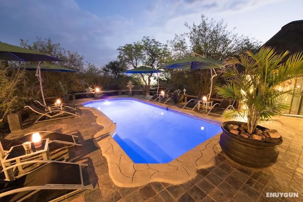 African Rock Lodge - Havuz