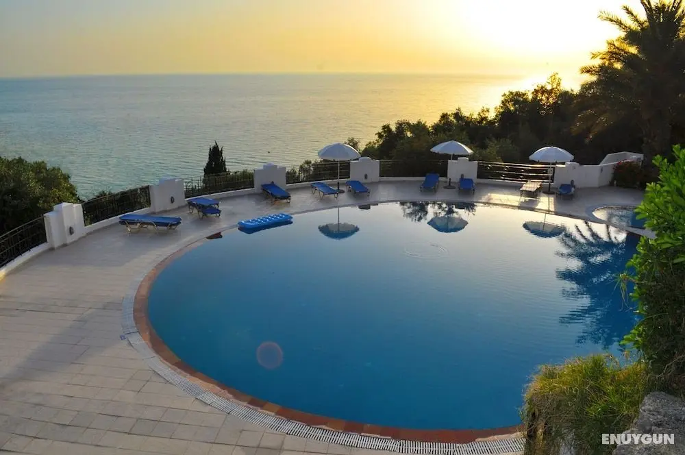 Agios Gordios Beach Holiday Apartments With Pool Maria - Öne Çıkan Resim