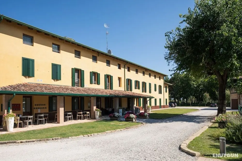 Agriturismo Ai Due Leoni - Dış Mekan