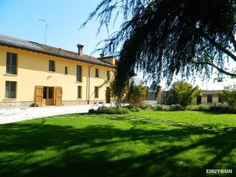 Agriturismo Cascina Pezzolo - Dış Mekan