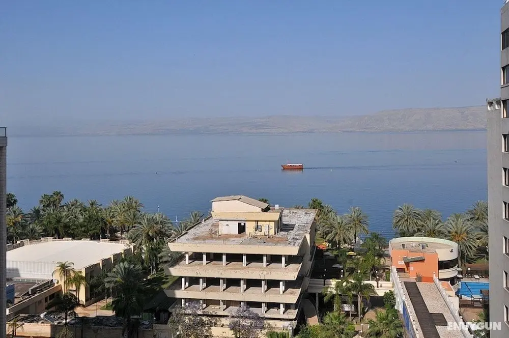 Ahuzat Kinorot - Dış Mekan