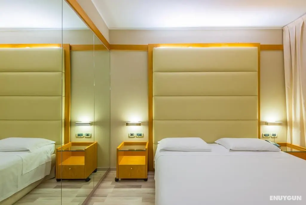 Ai Pini Park Hotel - Oda