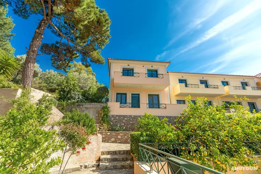 Ai Yannis Suites & Apartments - Genel