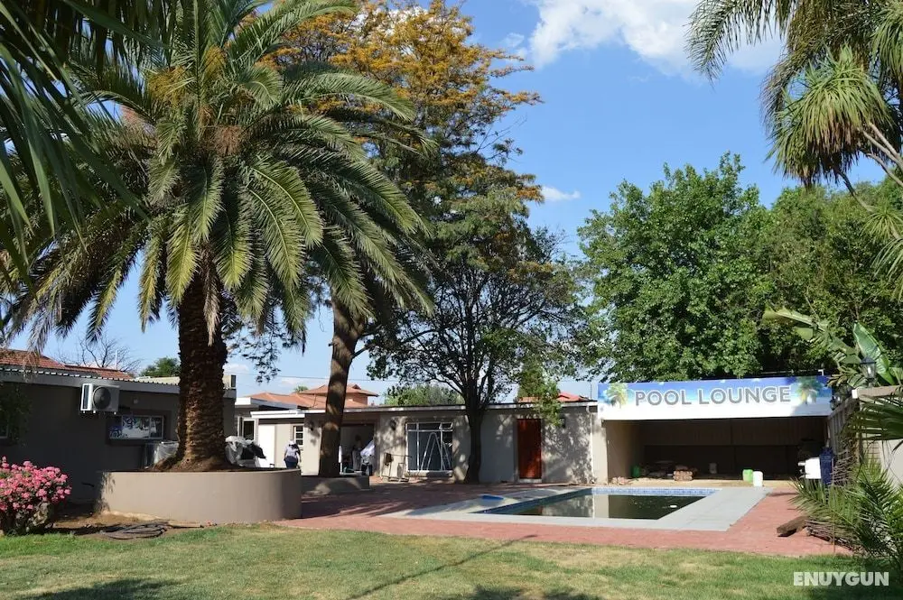Airport Garden Boutique Hotel - Havuz