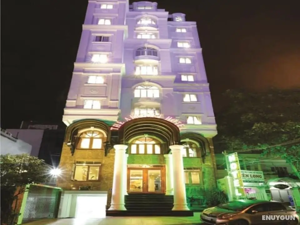 The Airport Hotel - Dış Mekan