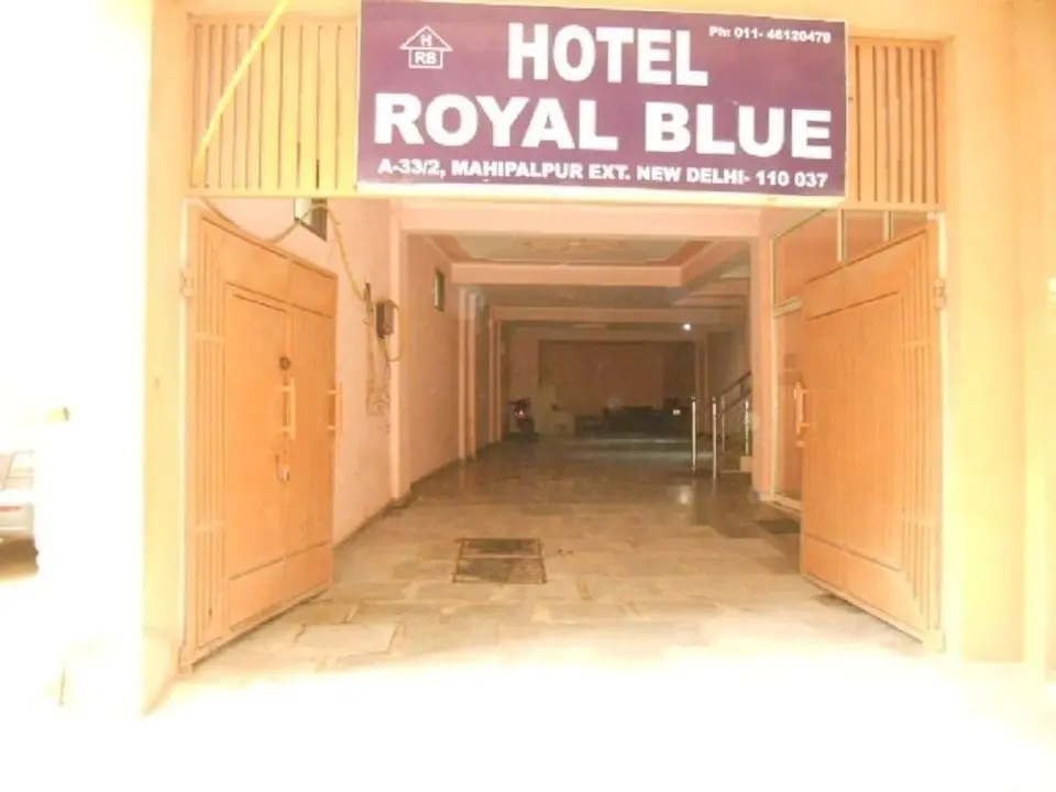Hotel Airport Royal Blue - Dış Mekan
