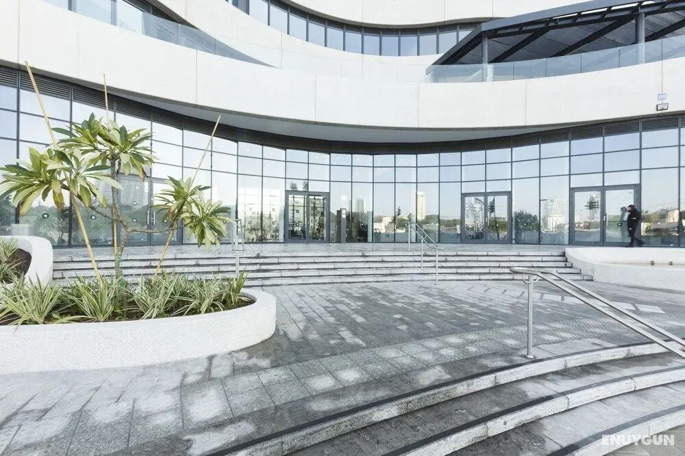 AirTLV - Menachem Begin Apartment - Dış Mekan