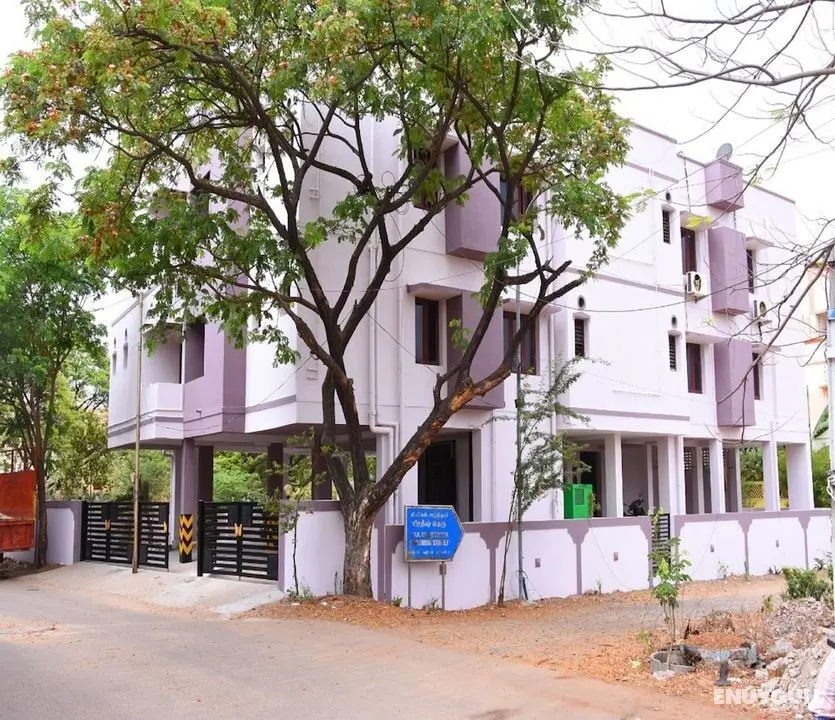 Aishwaryam Deshna Service Apartment - Dış Mekan