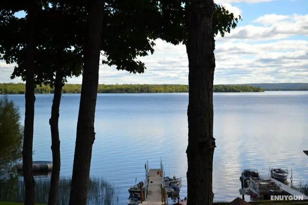 AJ's Walleye Lodge - Konum Öne Çıkanlar