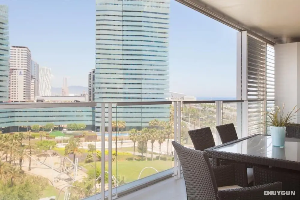 Akira Flats Llum 7th floor - Oda Manzaraları
