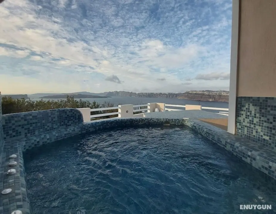 Akrotiri Apartments - Öne Çıkan Resim