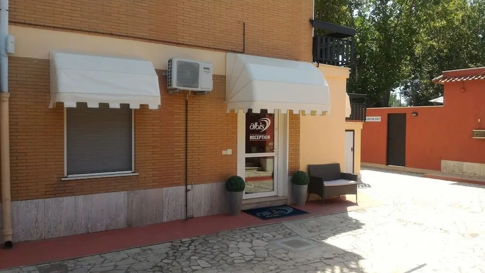 Albis Rooms Guest House - Dış Mekan