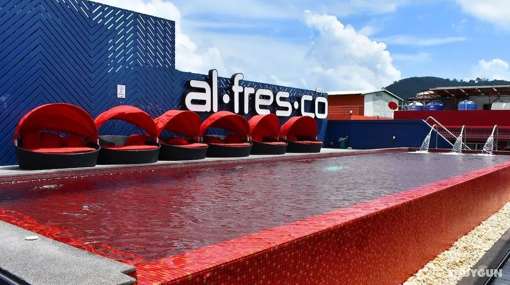 Alfresco Phuket Hotel - Öne Çıkan Resim