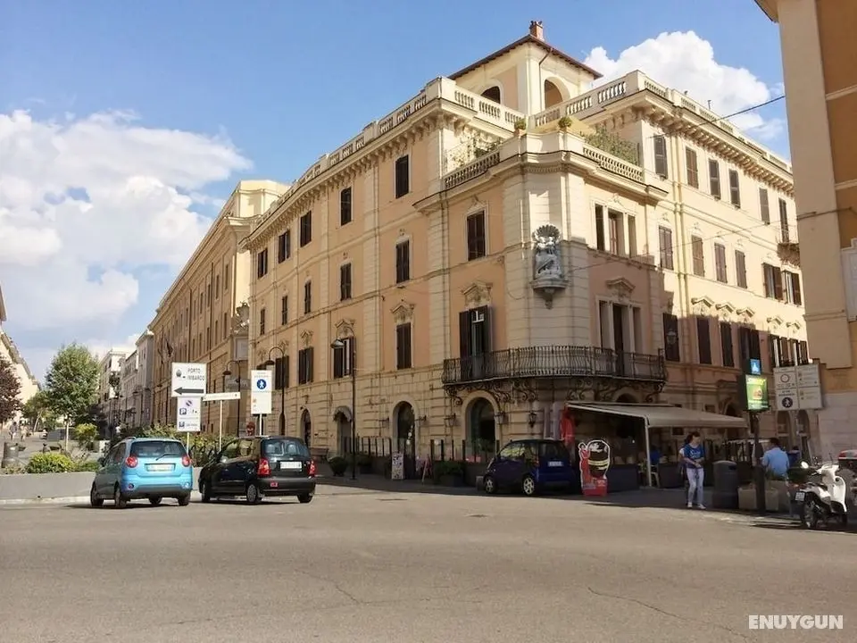Alibrandi Palace - Öne Çıkan Resim