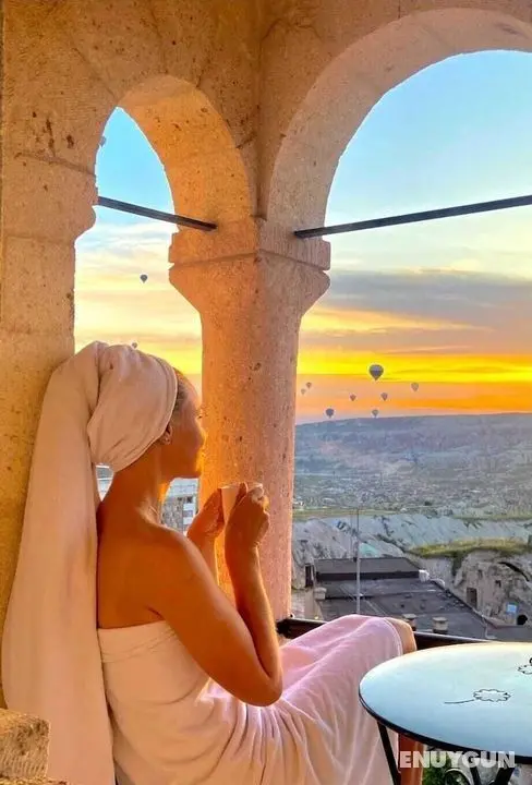 Alice in Cappadocia - Öne Çıkan Resim