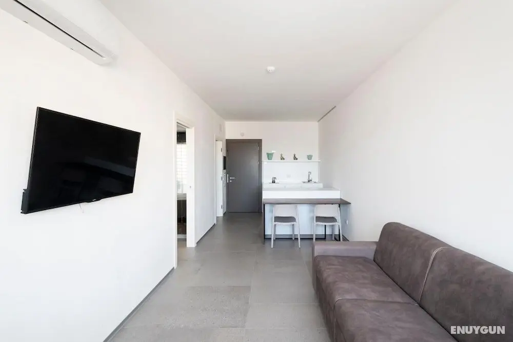 Alkamuri Posh Hotel Spa - 108 Suite Superior - Oda