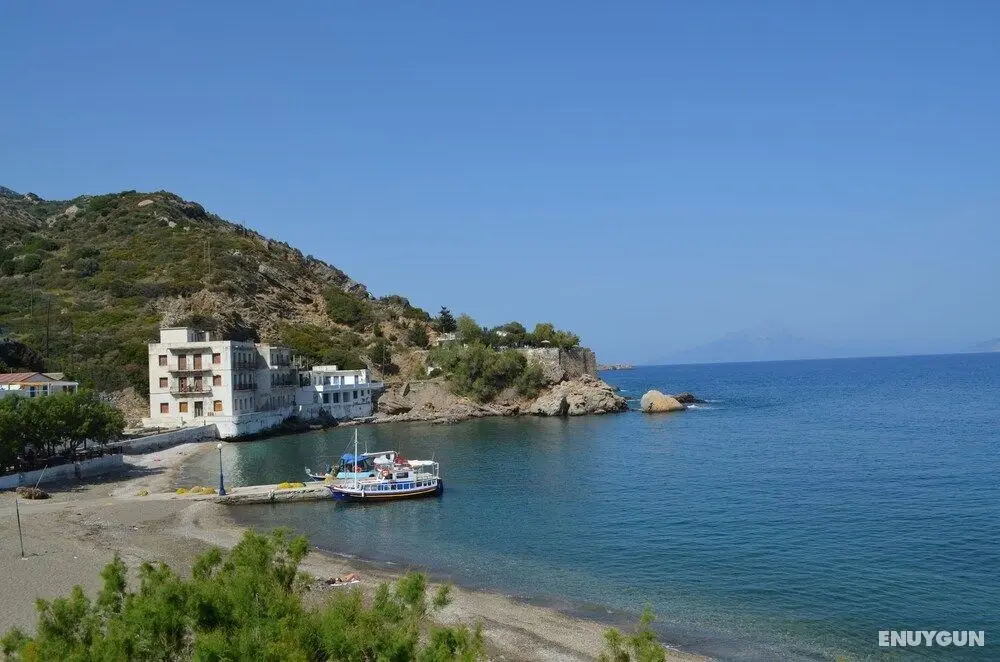 Alkistis Cozy by The Beach Apartment in Ikaria Island Intherma Bay - 2nd Floor - Konum Öne Çıkanlar