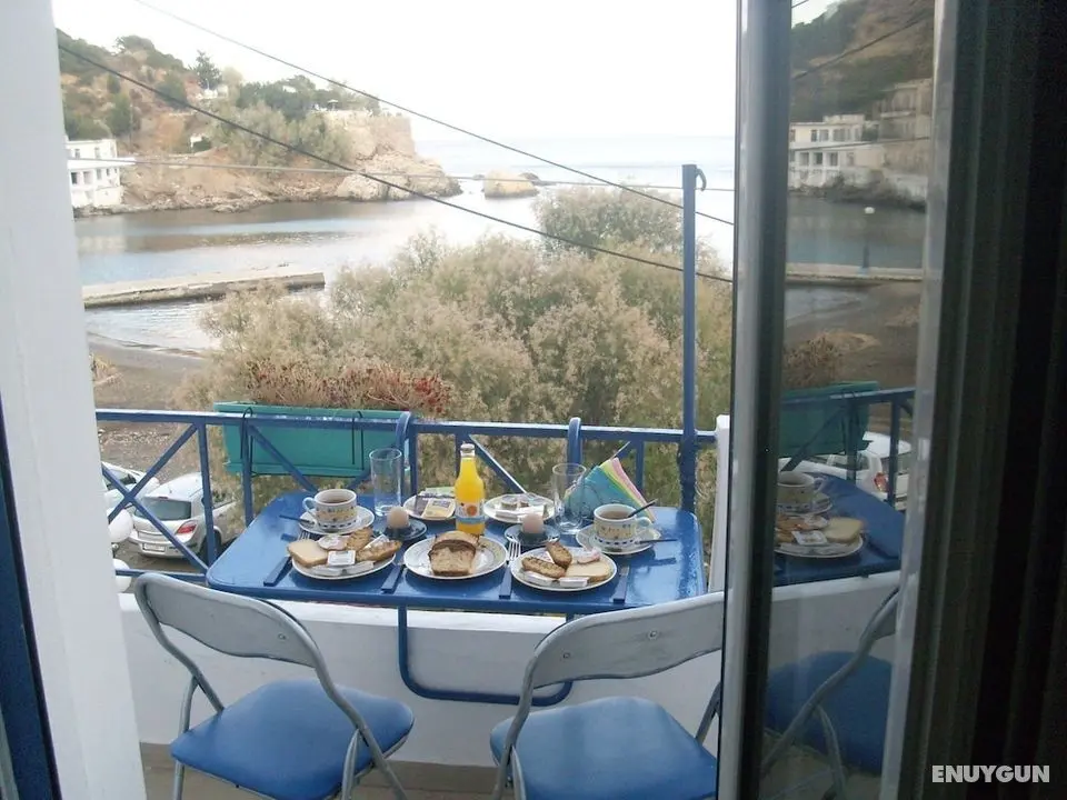 Alkistis Cozy By The Beach Apt In Ikaria Island, Therma 1st Floor - Öne Çıkan Resim