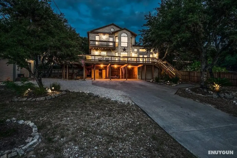 All Decked Out CL 2232 - Oda