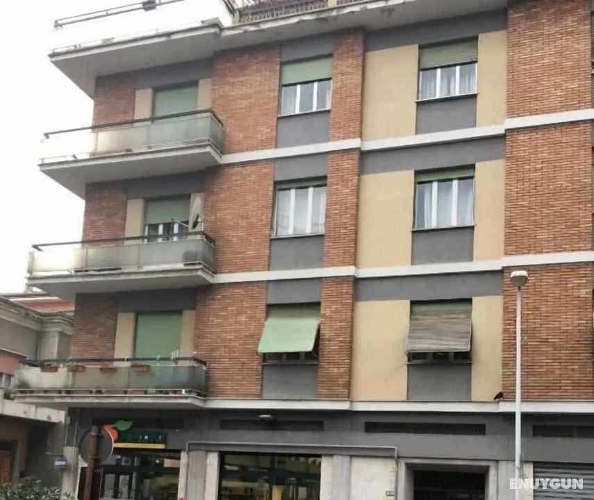 Alloggio Urbano - Stazione - Dış Mekan