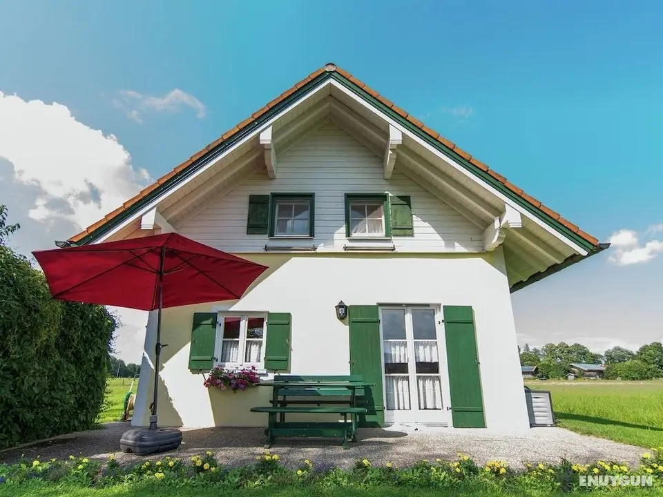 Alluring Holiday Home in Ubersee With Whirlpool - Öne Çıkan Resim