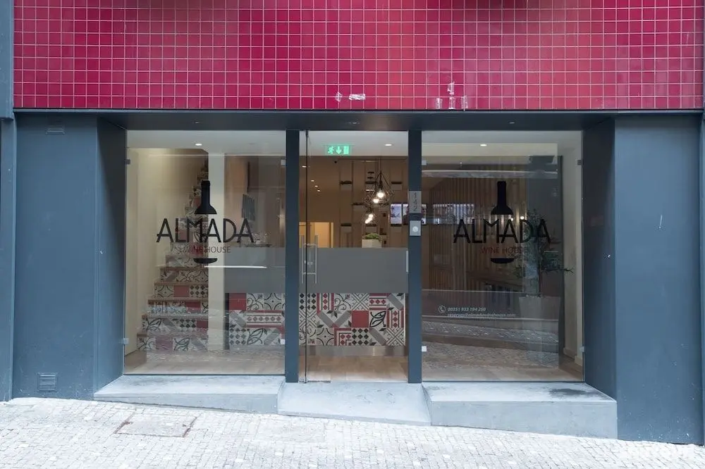 Almada Wine House - Dış Mekan