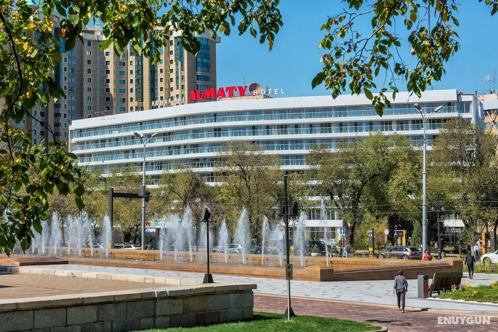 Almaty Hotel - Dış Mekan