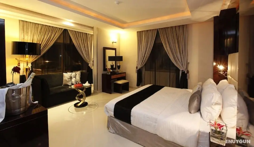Almuhaidb Takhasosi Residence - Oda