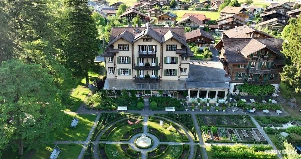 Alpenrose Hotel & Gardens - Dış Mekanlar