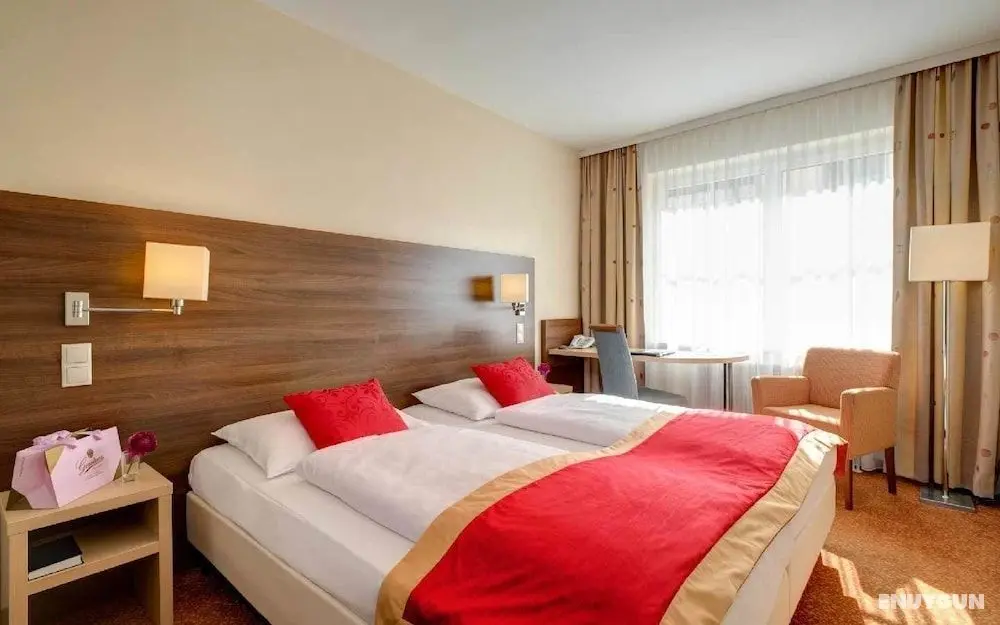 Hotel Alpha - Öne Çıkan Resim