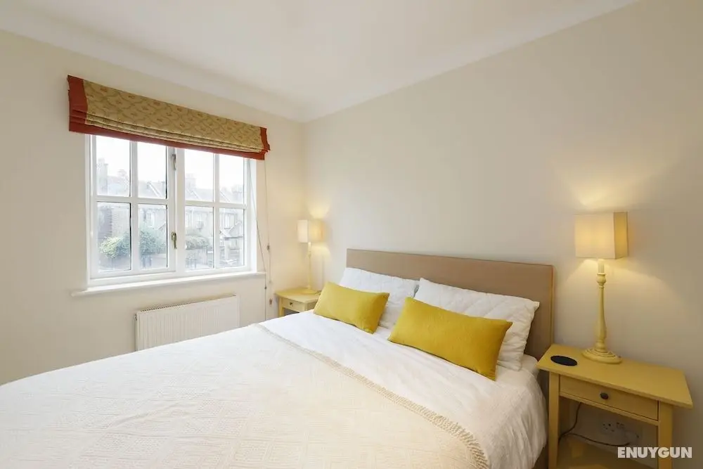 ALTIDO Calm 2BR Apt w Parking & Patio, near London Eye - Öne Çıkan Resim