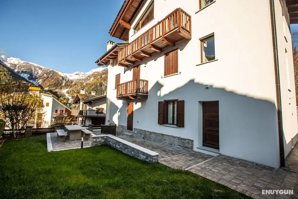 Altido Magnifique Maison à Courmayeur - Dış Mekan