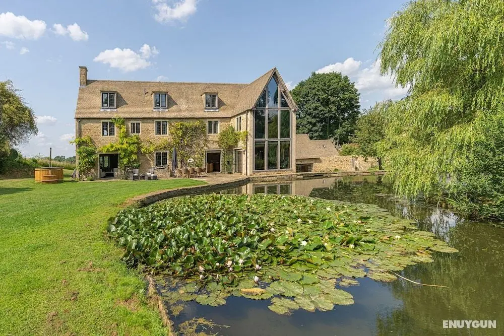 Altido Modern Countryside Estate W/ Lakes Between Chipping Norton And Soho Farmhouse - Öne Çıkan Resim