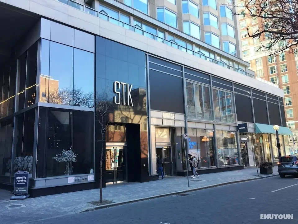 Altitude Suites Bellamond Yorkville - Dış Mekan