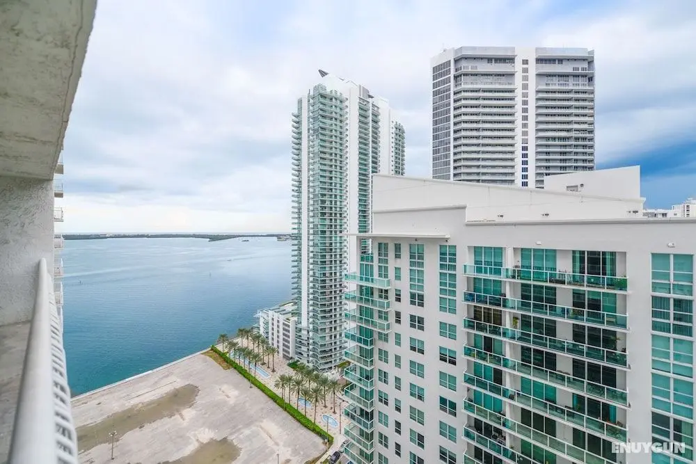 Amazing 2Br Condo in Brickell W Pool - Oda Manzaraları