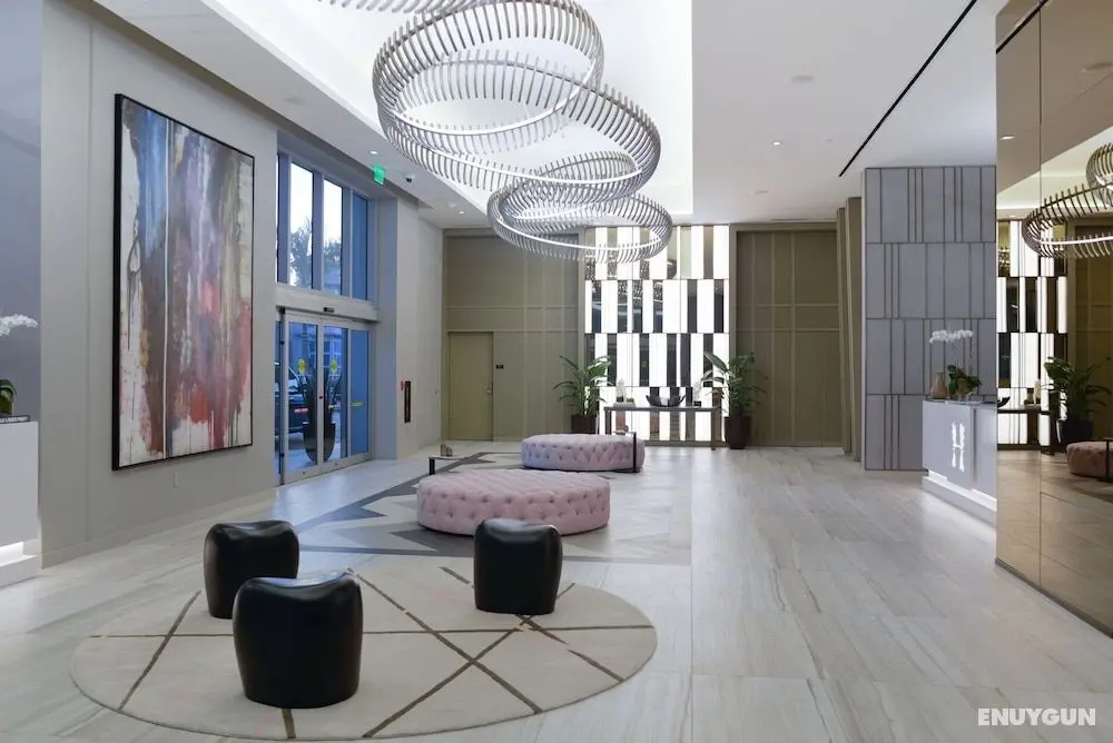 Amazing 2BR Hyde Beach House Ocean Views - Lobi