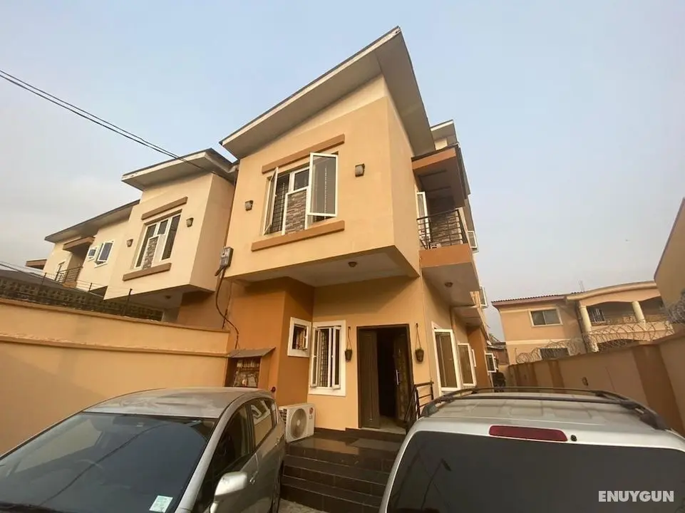 Amazing 4 Bedroom Duplex in Ikeja Allen Avenue - Dış Mekan