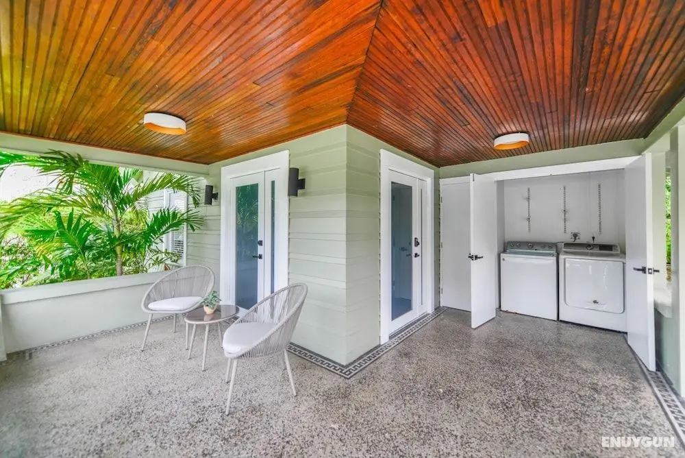 Amazing Bahamian Home at Design District - Misafir Tesisleri ve Hizmetleri