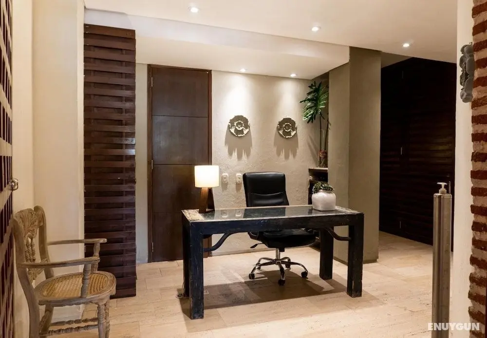Amazing Loft at Parque de Los Novios w Private Jacuzzi 101 - Oda